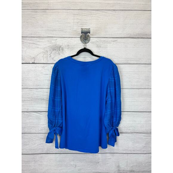 Cato Plus Size Blue Stripe Sleeve Blouse Size 22/24W - Picture 6 of 6
